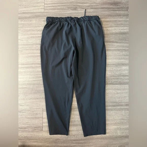 Lululemon stretch high rise 7/8 length - Picture 3 of 6